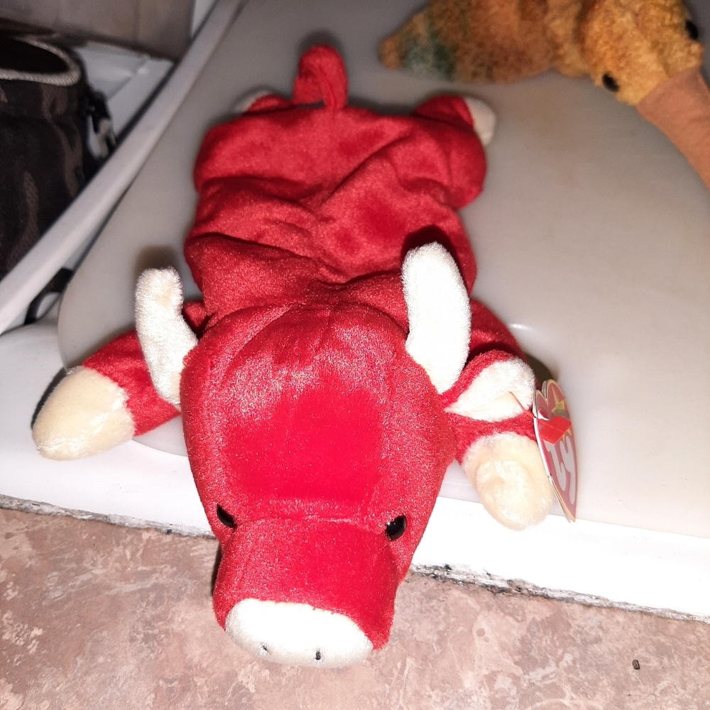 TY Beanie Baby Snort The Bull 1995 Style 4002
